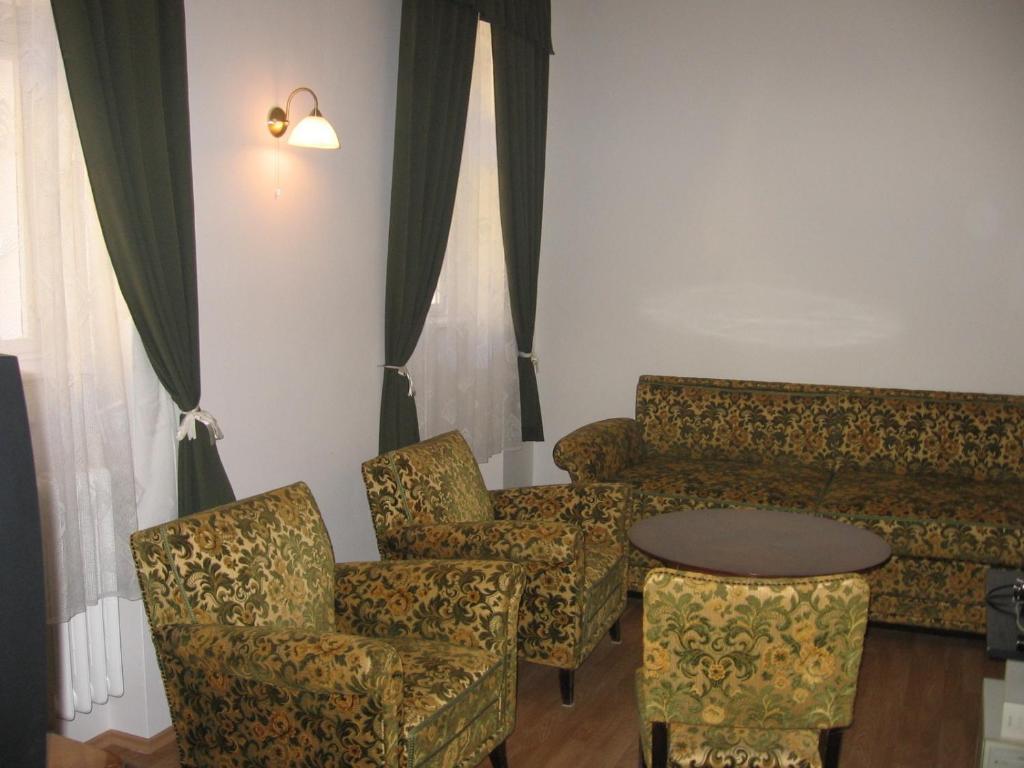 Gödöllő 玛特萨尔瓦托里斯旅馆酒店 外观 照片